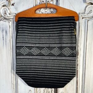Pinzon Artesainas Black and Gray Patterned Sarape Tote Purse with Wood Handel